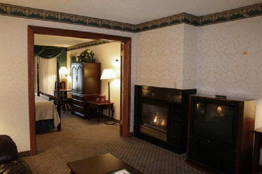 The Plaza Hotel & Suites 위노나 객실 사진